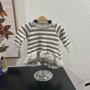 Persnickety Sweater Gray and White Size 18 months Appliquéd back design